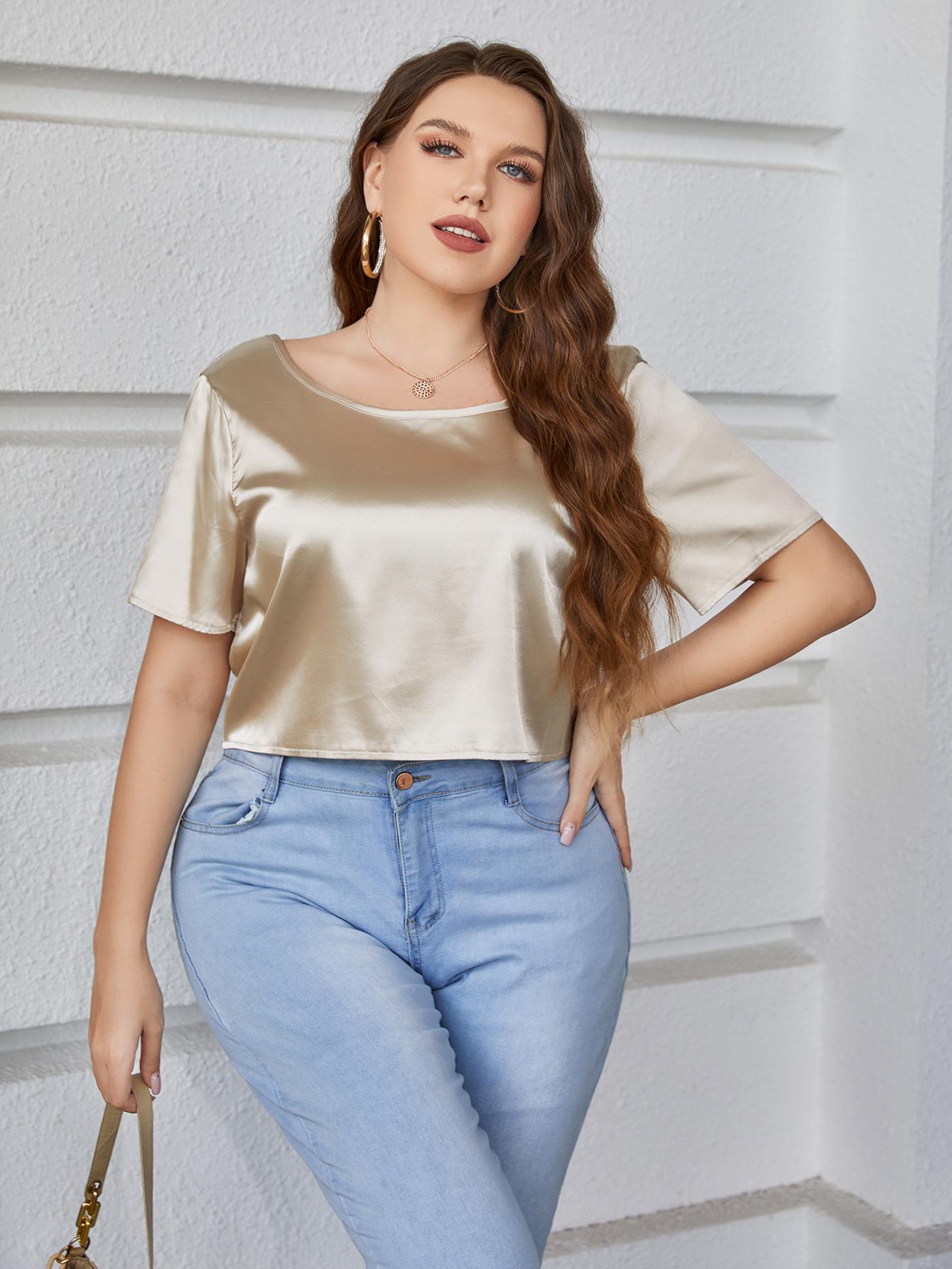 Plus Size  Short Sleeve Tie Back Blouse